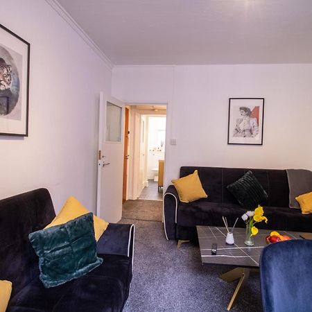 Chic Urban Retreat 1 Bedroom Gem In Covent Garden Лондон Экстерьер фото