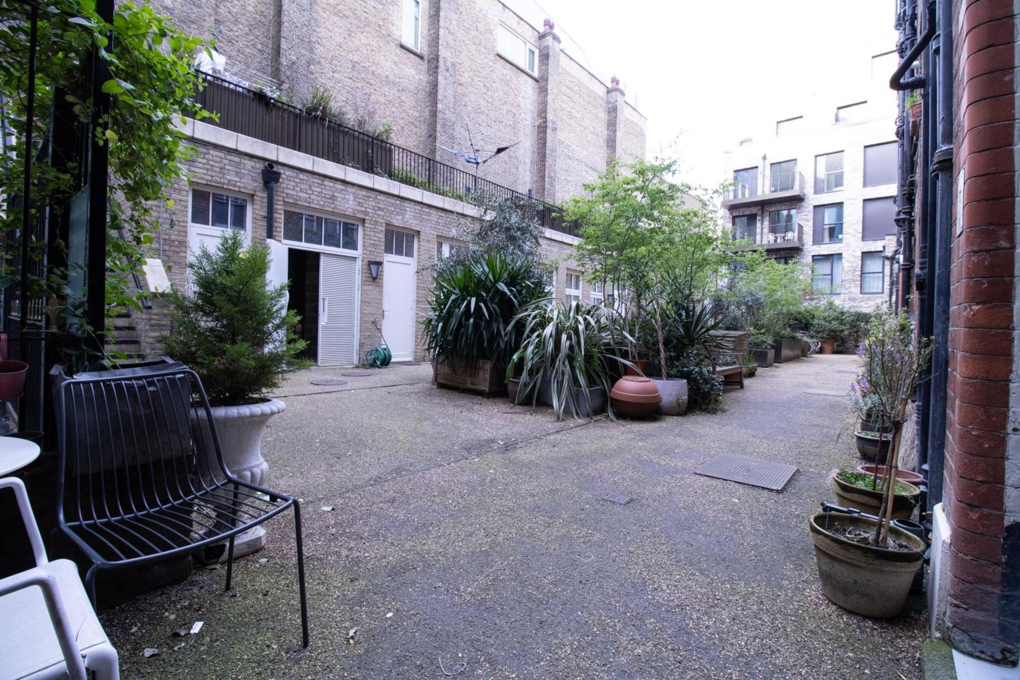 Chic Urban Retreat 1 Bedroom Gem In Covent Garden Лондон Экстерьер фото